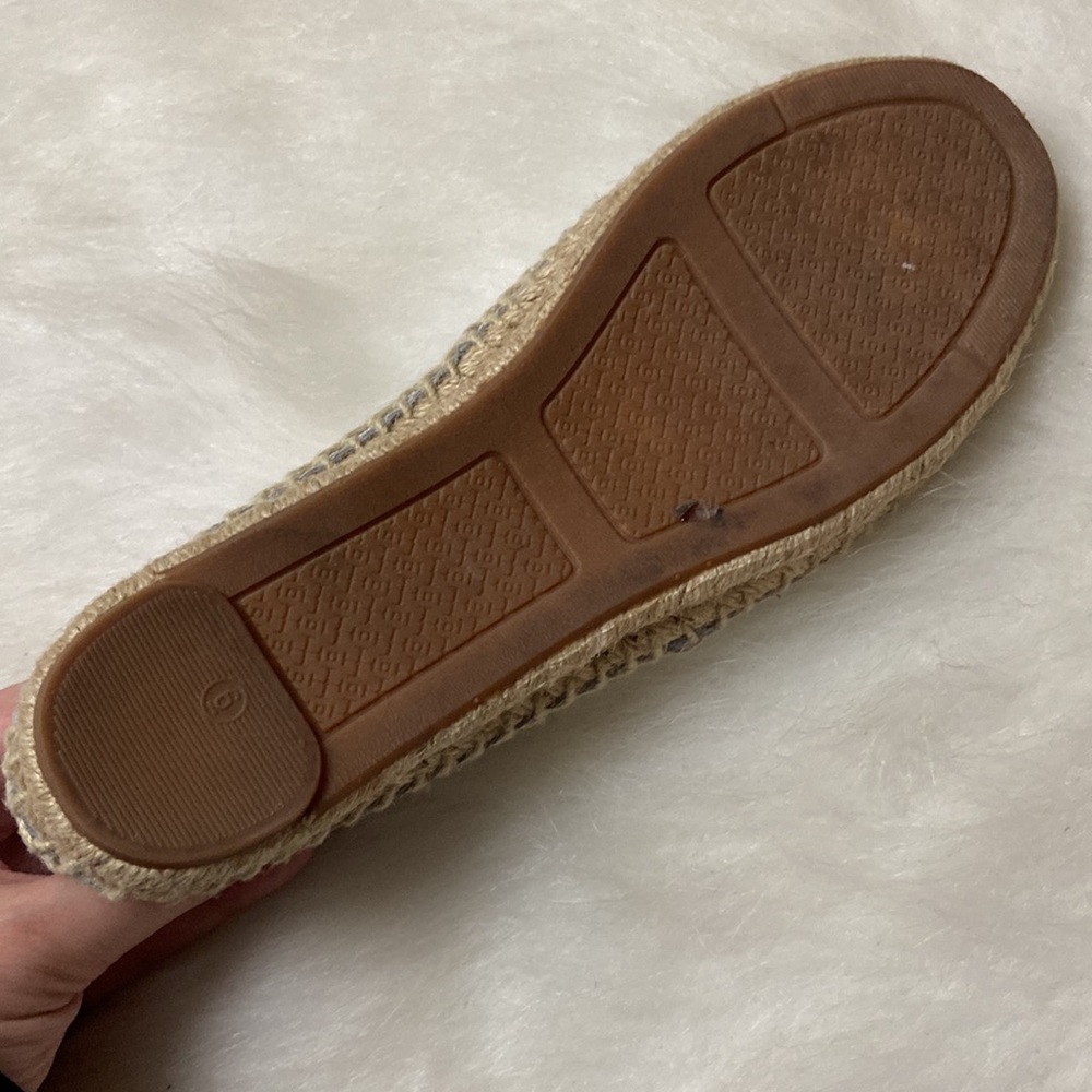 Tory Burch Metallic Colorblock Espadrilles, Size 6 - Picture 16 of 16